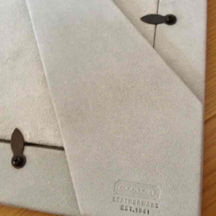 coach コーチ 写真たて フォトスタンド スエード製 ライトグレー