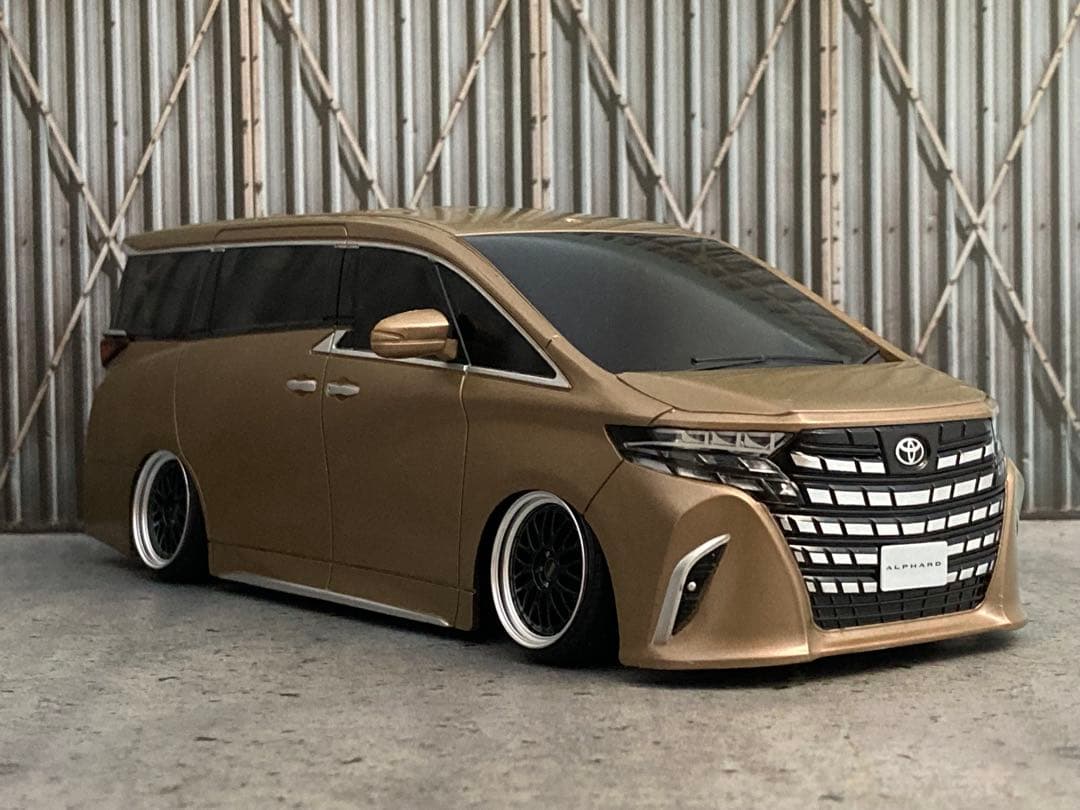 1/24 新型アルファード・ブロンド（カスタム）