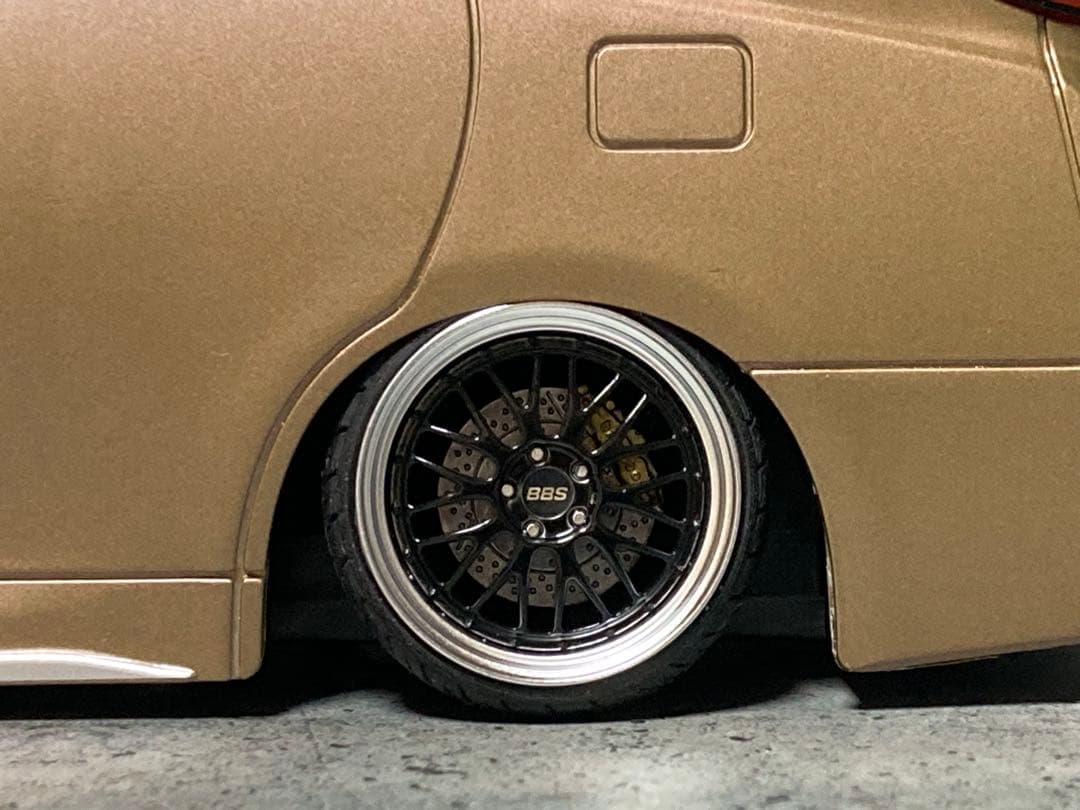 1/24 新型アルファード・ブロンド（カスタム）