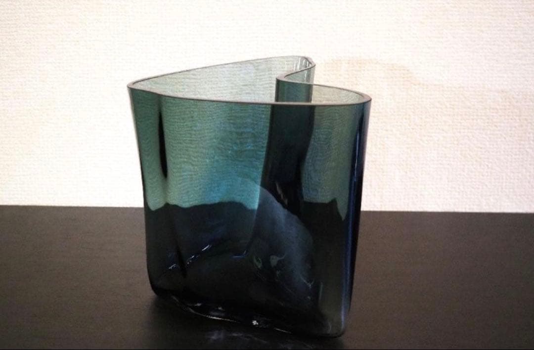 アルヴァ・アアルト ベース 140mm ダークグレー イッタラ 