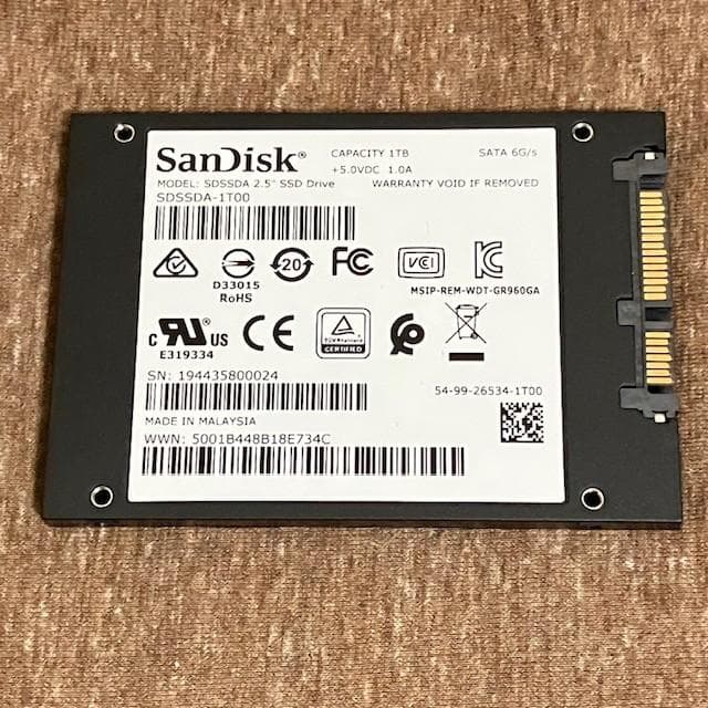 中古品 SanDisk SSD PLUS 1TB 2.5インチ SSD