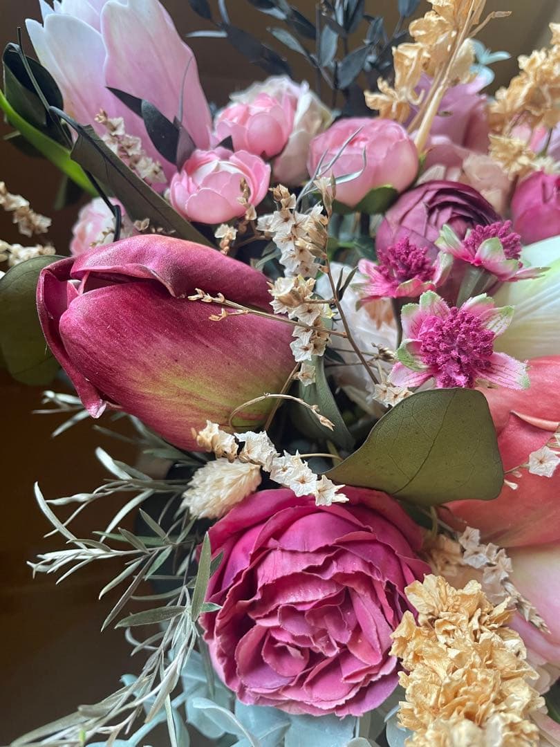 ブーケ　ブートニア　ウェディング　結婚式　チューリップ