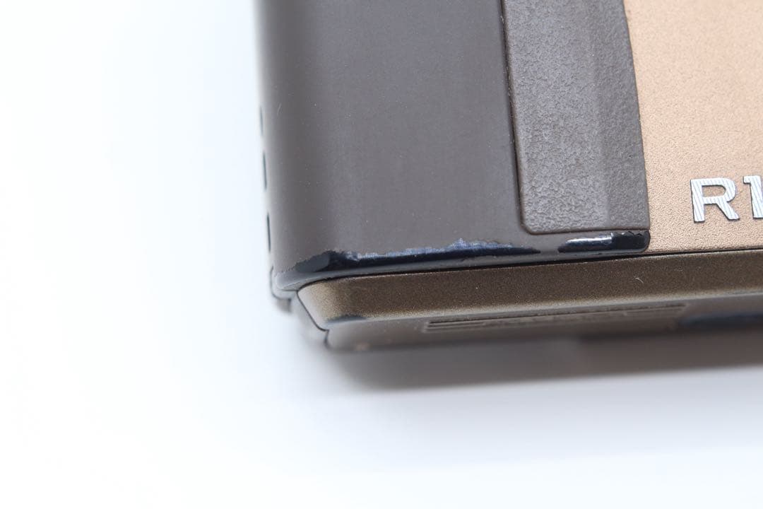 RICOH R10 コンパクトデジタルカメラ　SDカード付