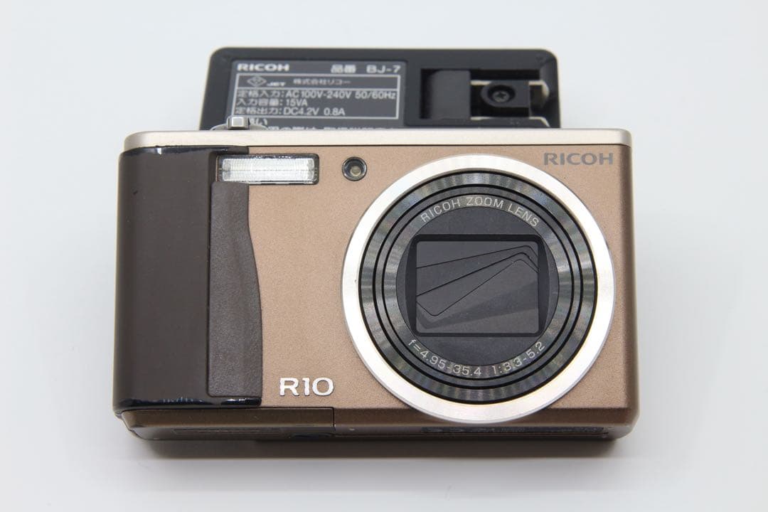 RICOH R10 コンパクトデジタルカメラ　SDカード付