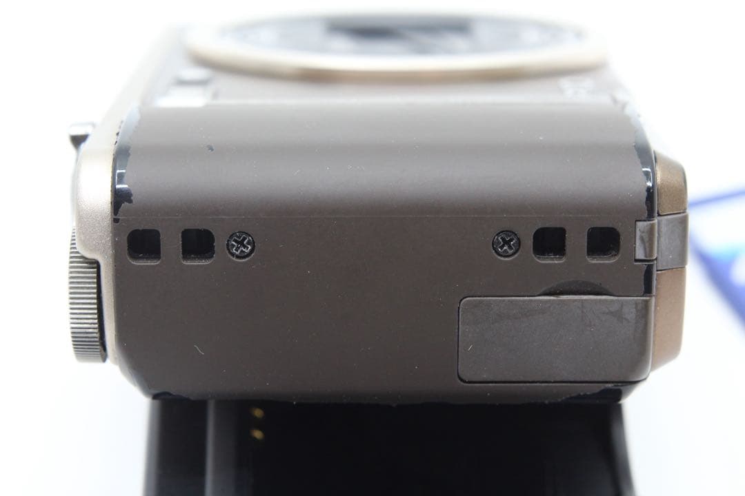 RICOH R10 コンパクトデジタルカメラ　SDカード付