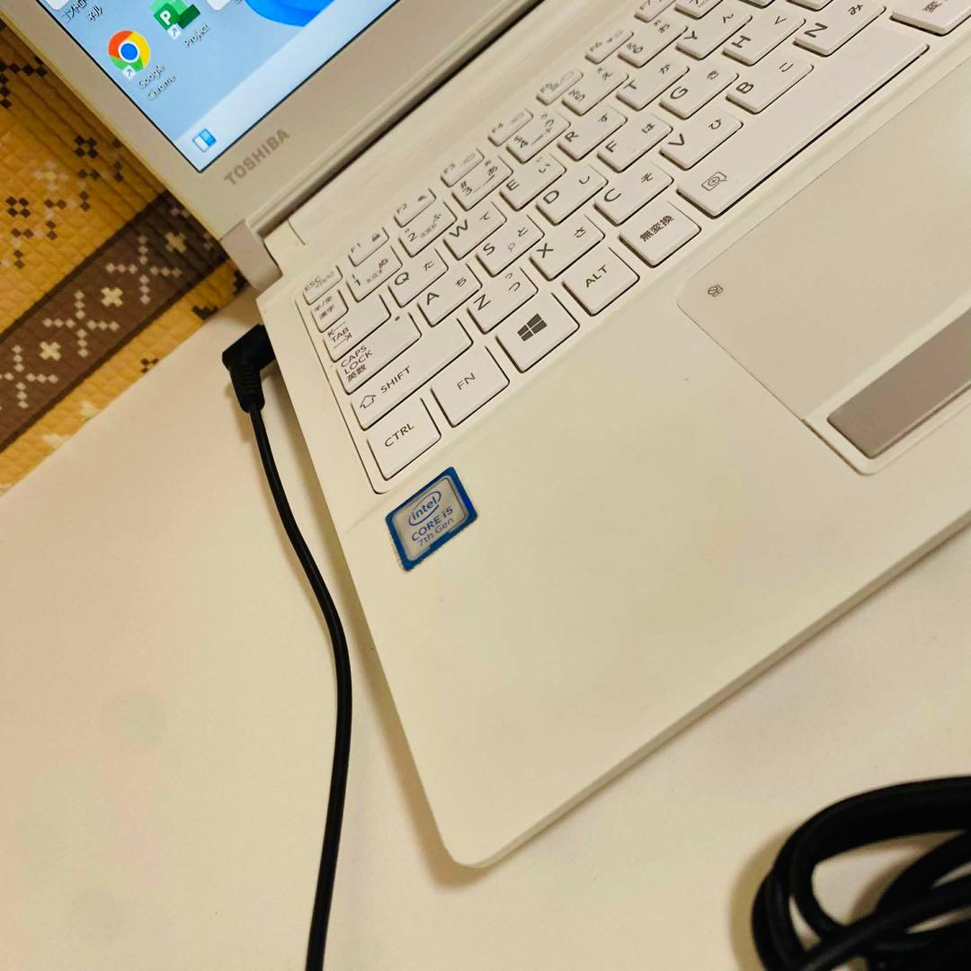 Y903 TOSHIBAノートパソコンi5第7世代SSDメモリ8G高速Win11