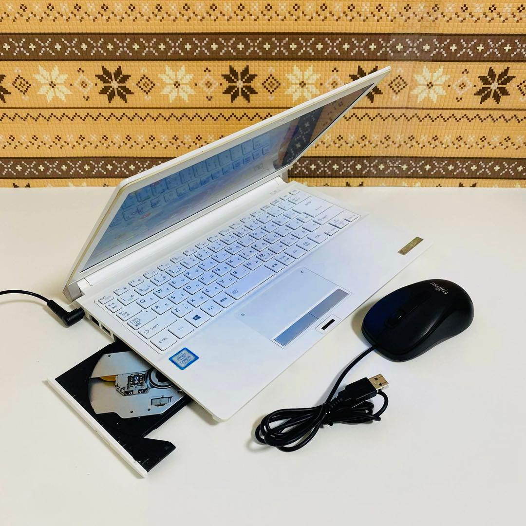 Y903 TOSHIBAノートパソコンi5第7世代SSDメモリ8G高速Win11