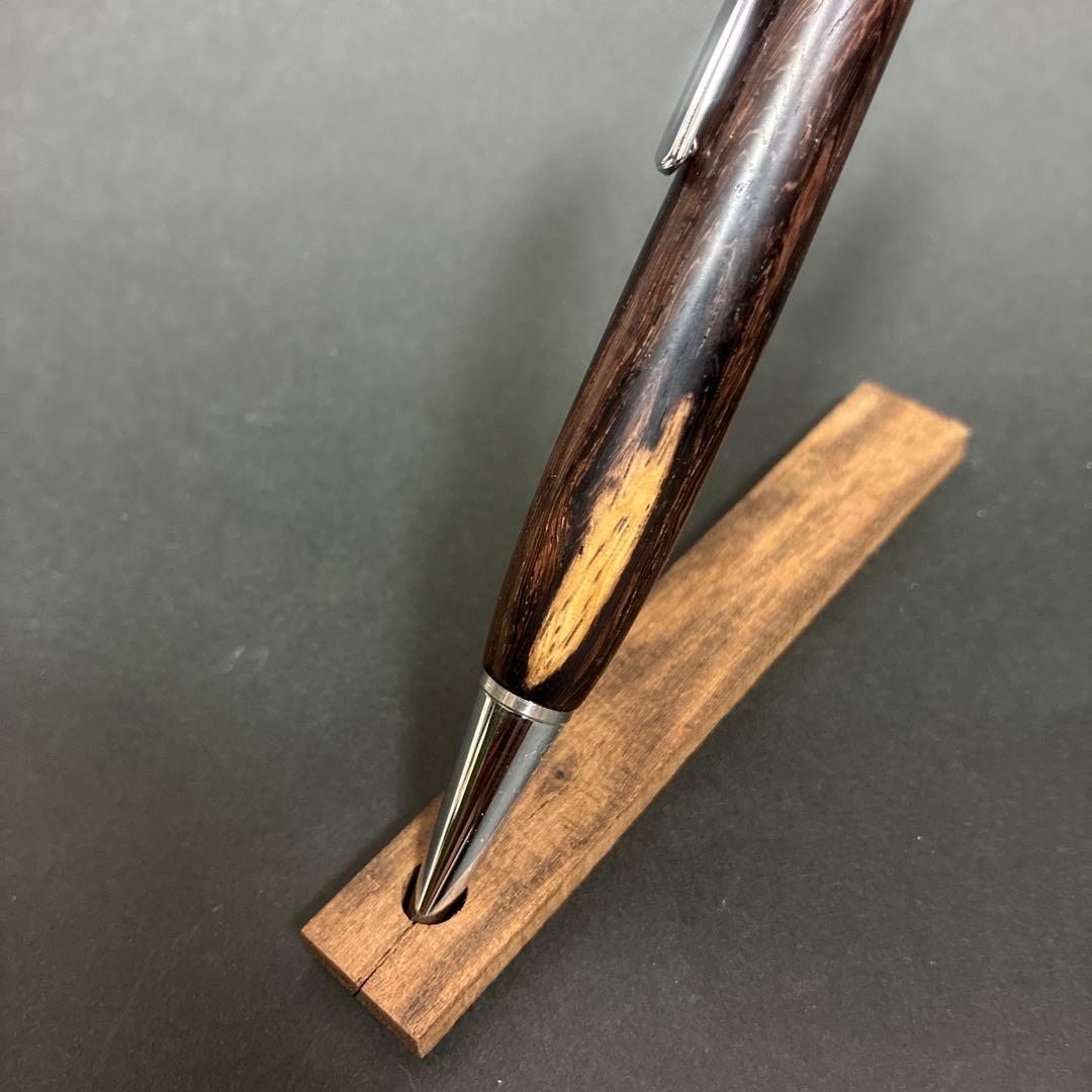 ハンドメイド木軸ボールペン　樹種《ビルマローズウッド》別名インダイク　＊超希少材