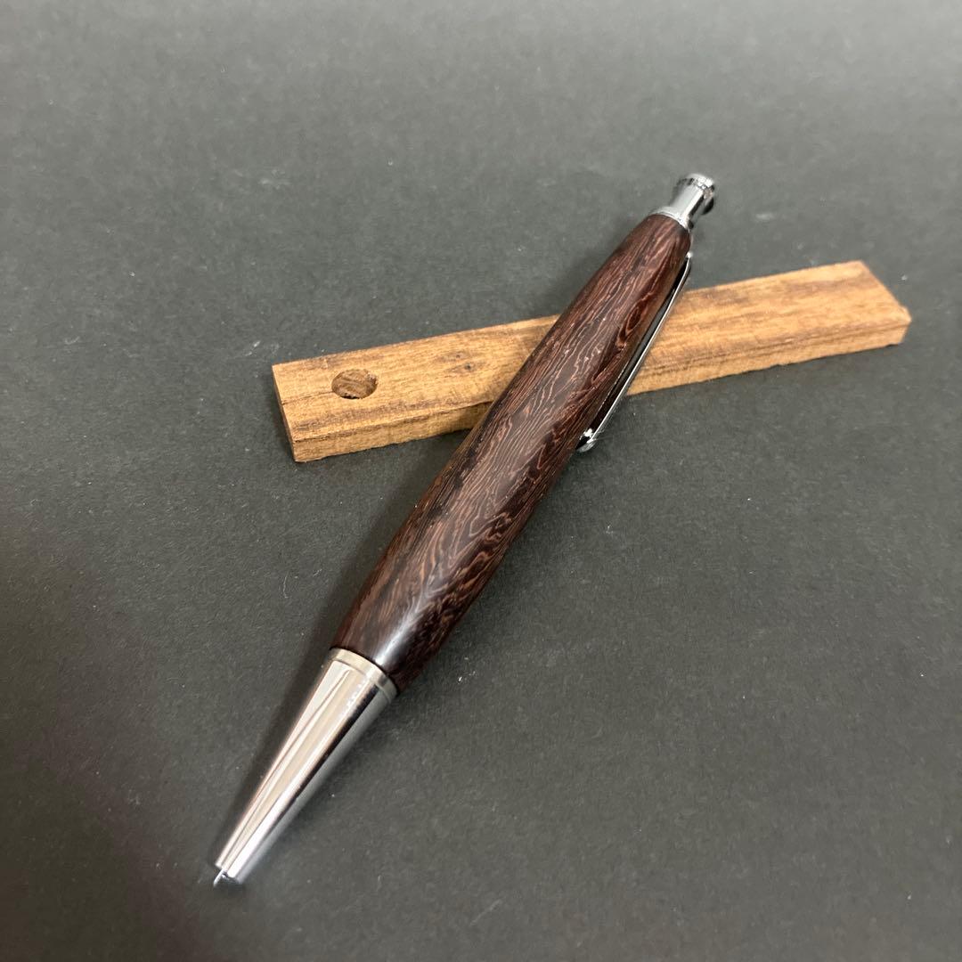 ハンドメイド木軸ボールペン　樹種《ビルマローズウッド》別名インダイク　＊超希少材