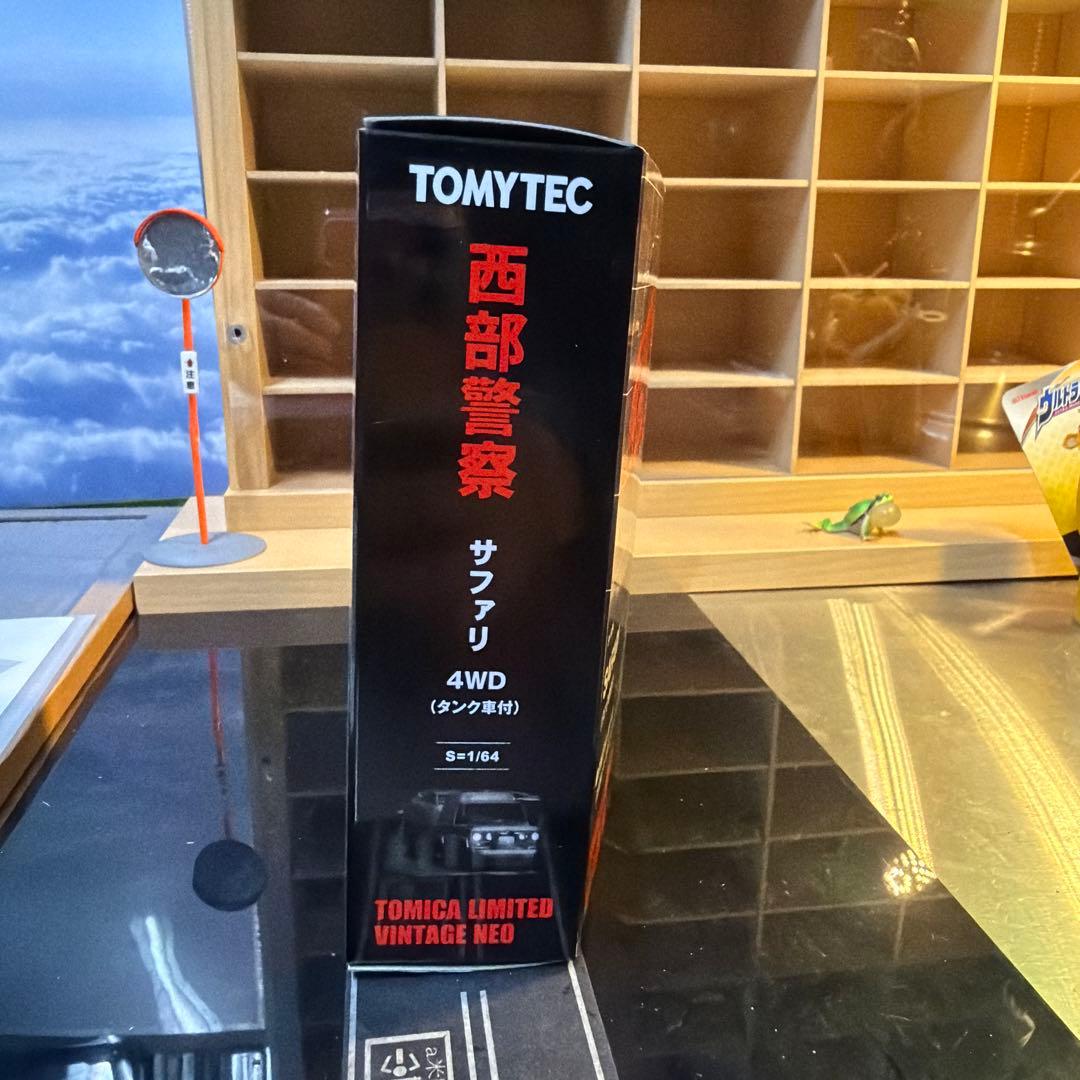 トミカリミテッドヴィンテージネオ　西部警察　サファリ No.19