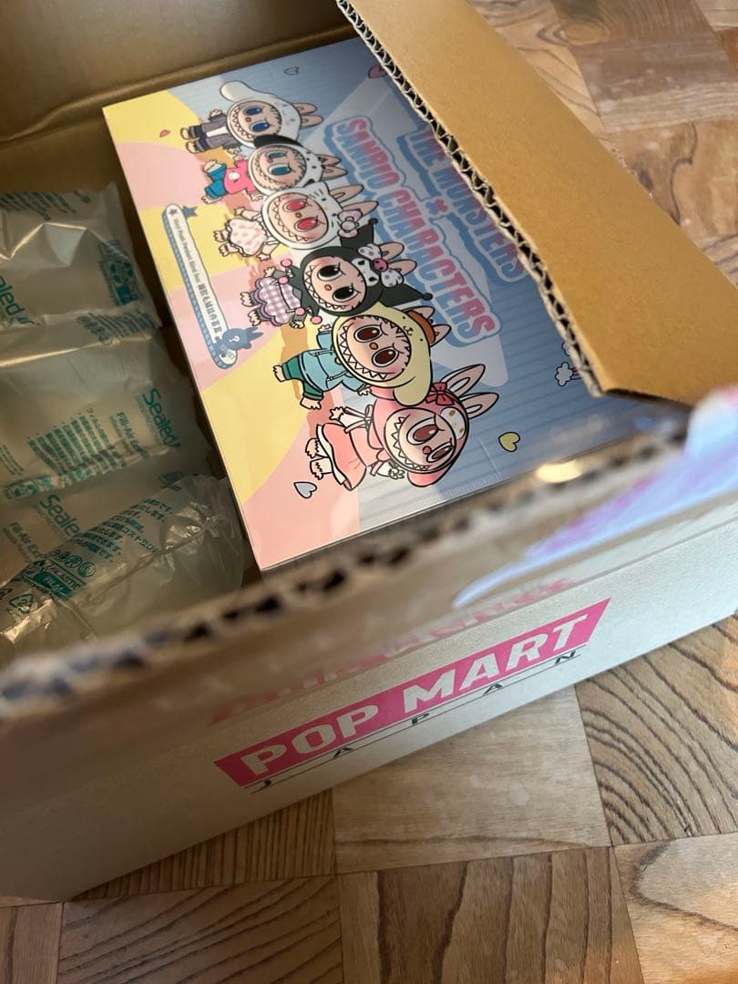 POPMART LABUBU×Sanrio アソート ラブブ サンリオ　正規品