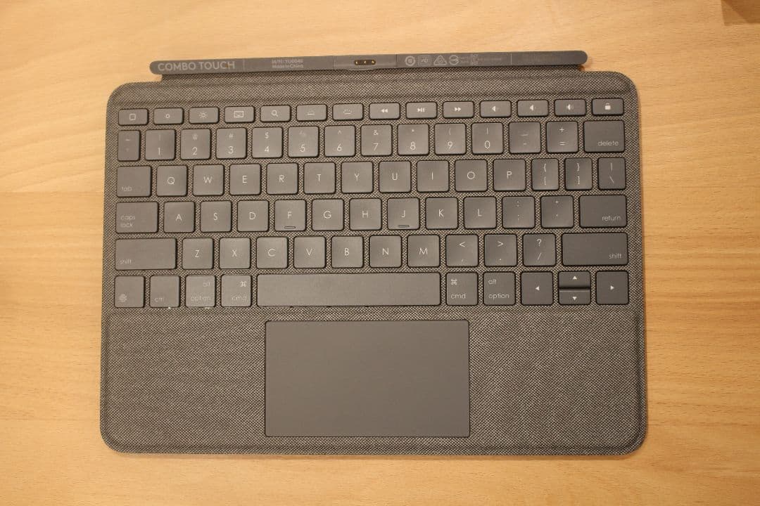Logicool COMBO TOUCH iPad用キーボード