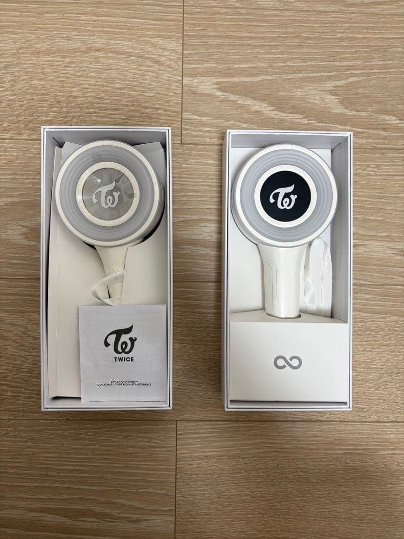 TWICE ペンライト（2本セット）