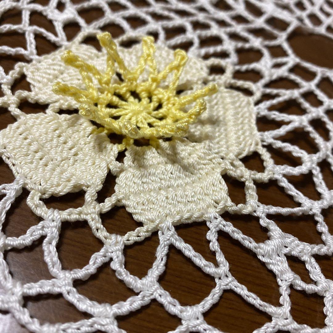 手編みレース　ドイリー
