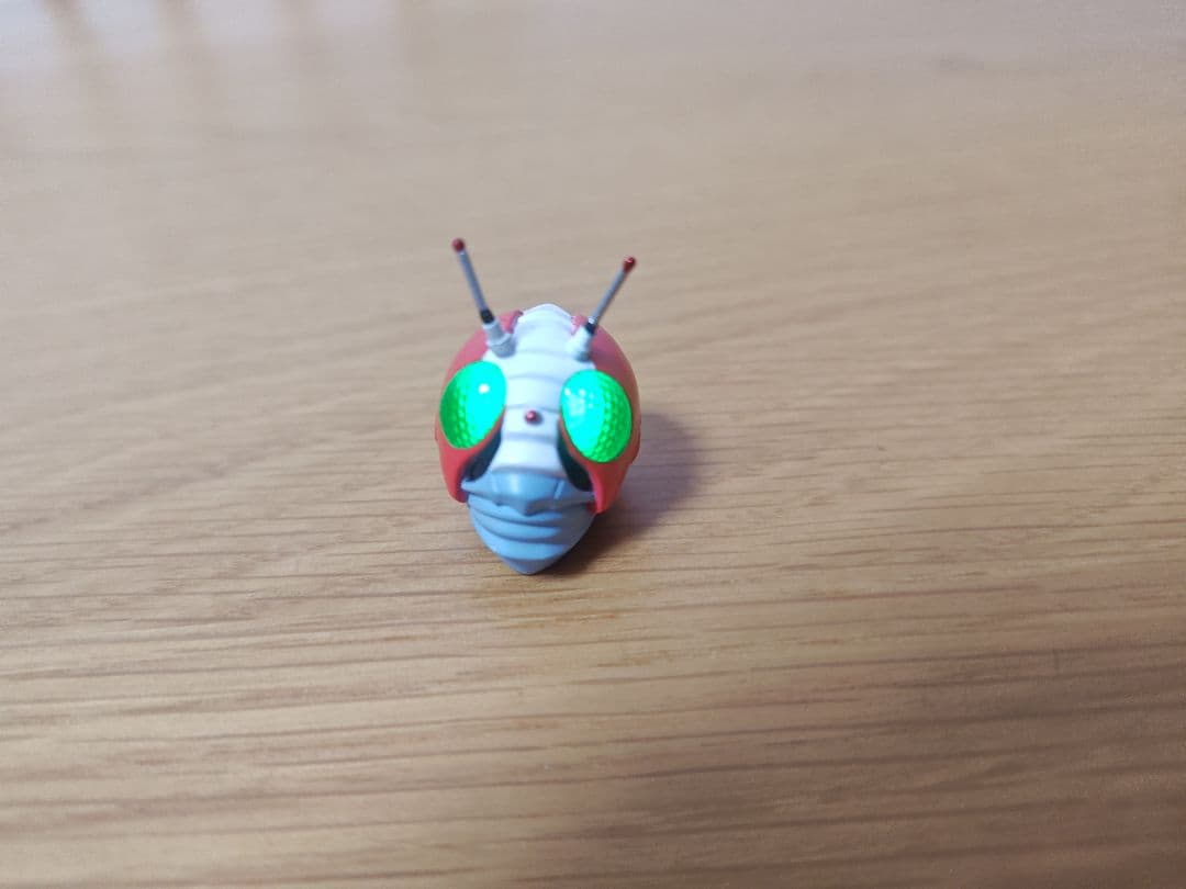 仮面ライダー　V3　真骨彫　発光　頭部