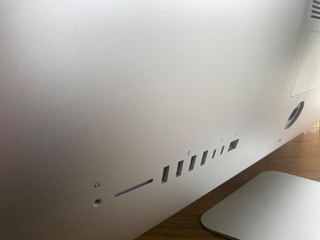 【中古美品】iMac 5K 27インチ / CPU Core i9