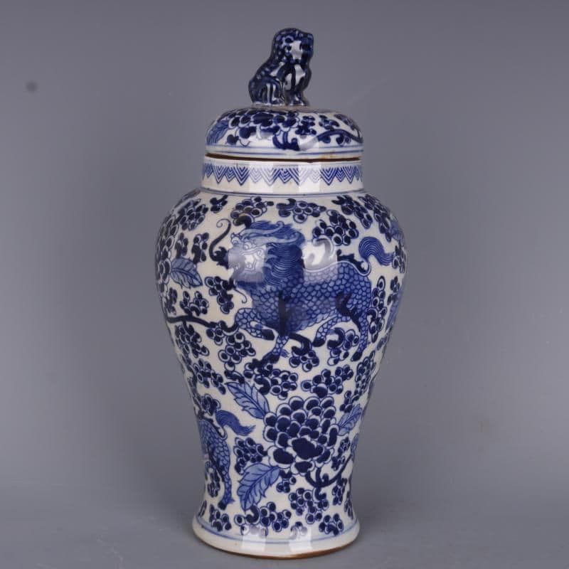 康熙青花穿花麒麟紋獅子壺 景徳鎮 陶磁器 装飾品 現代工芸品美術品 置物