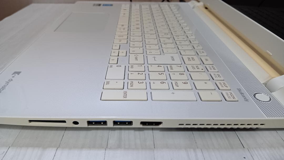Dynabook T75/TW 5世代i7 ブルーレイ
