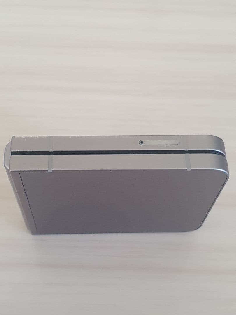 Samsung Galaxy Z Flip6 本体 シルバー