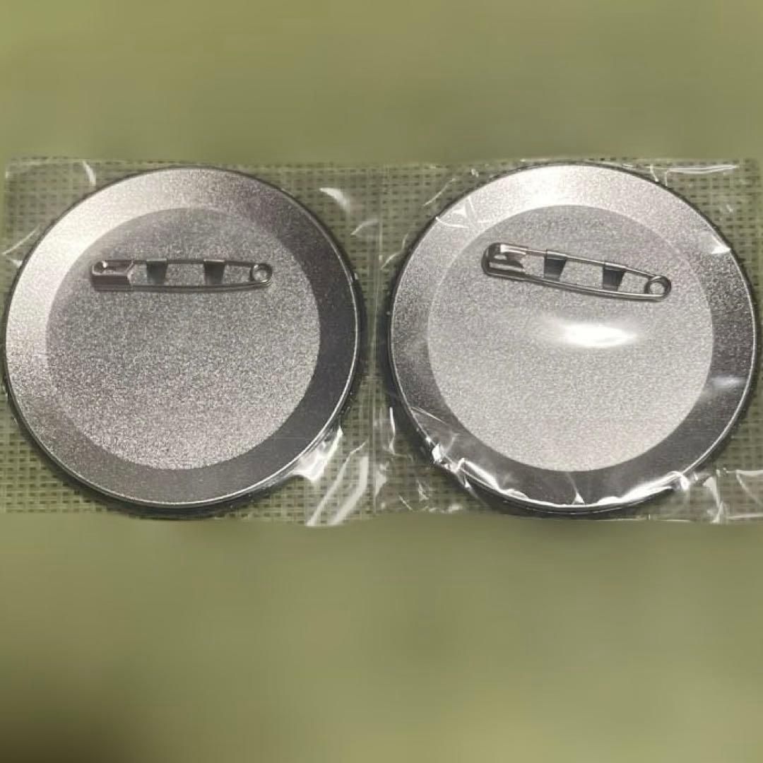 BLEACH　朽木ルキア　恋次　ホログラム缶バッジ　プライズ　★