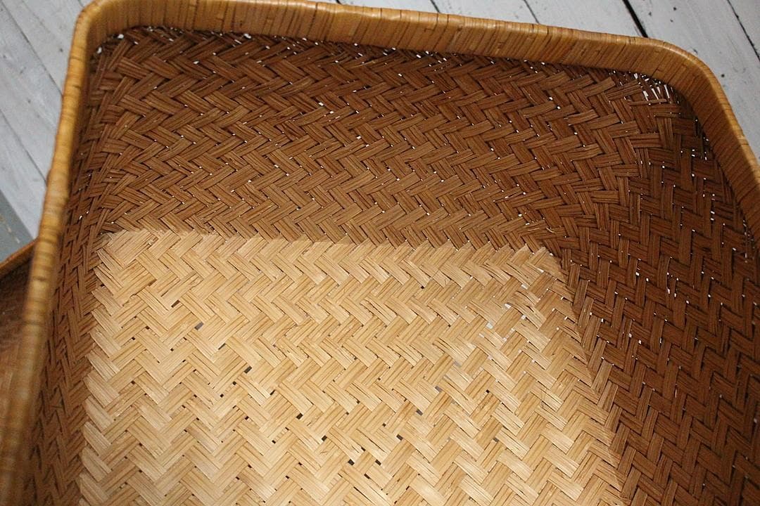 状態の良い古い竹編みの収納かご　行李　竹籠　篭　古道具
