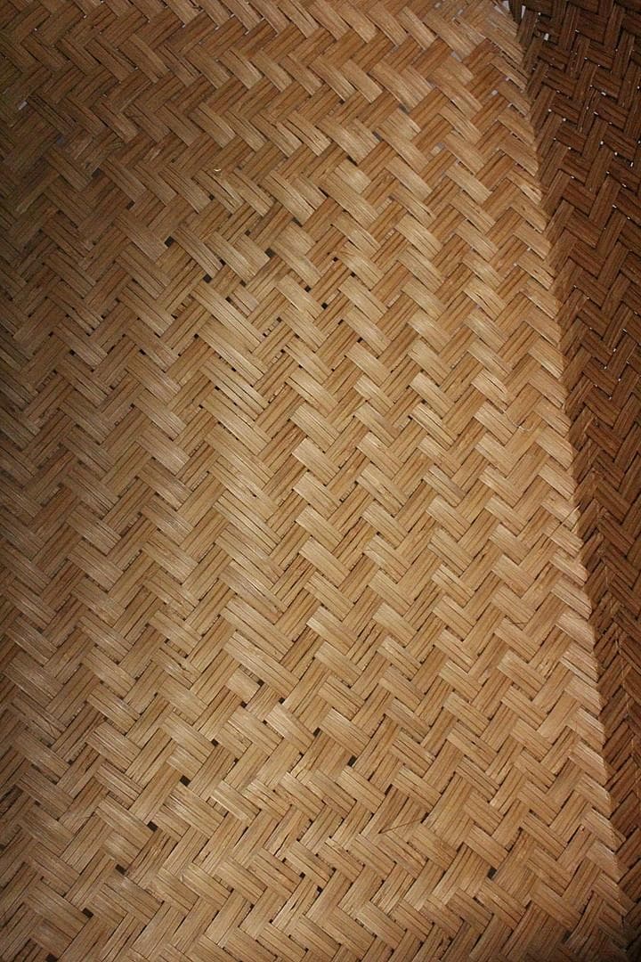 状態の良い古い竹編みの収納かご　行李　竹籠　篭　古道具