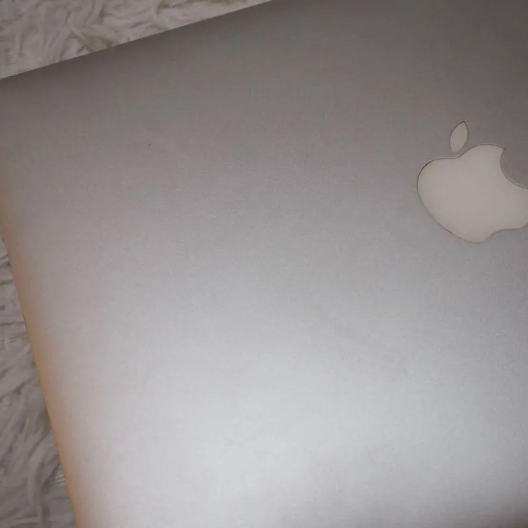 MacBook Pro (Retina, 13インチEarly 2015)