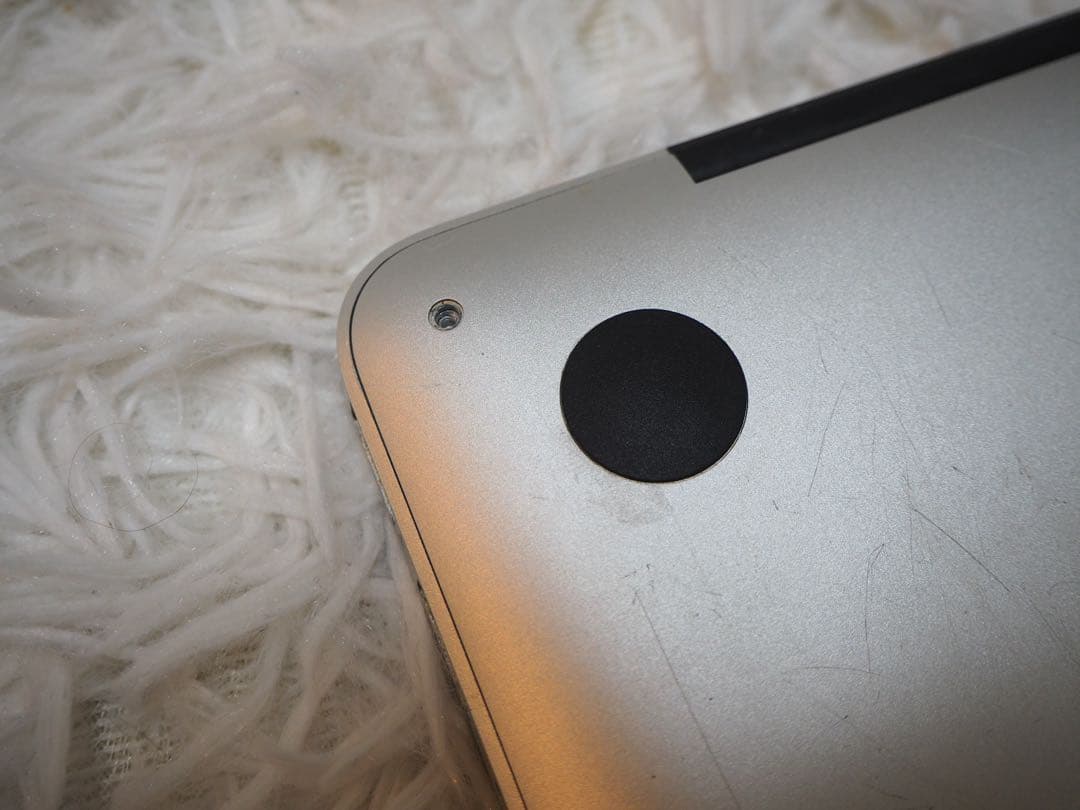 MacBook Pro (Retina, 13インチEarly 2015)