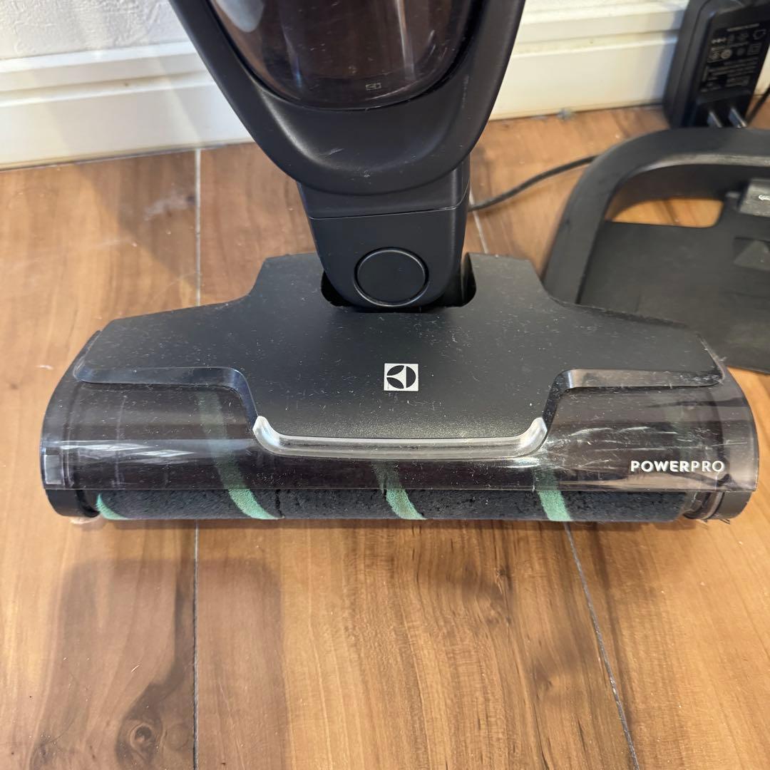 Electrolux PURE Q9 スティッククリーナー本体