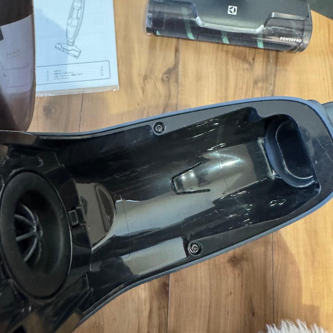 Electrolux PURE Q9 スティッククリーナー本体