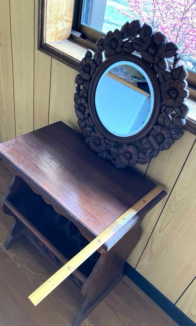 マガジンラック　アンティーク　高級品