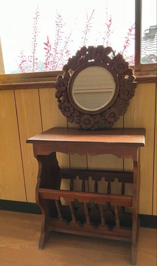 マガジンラック　アンティーク　高級品