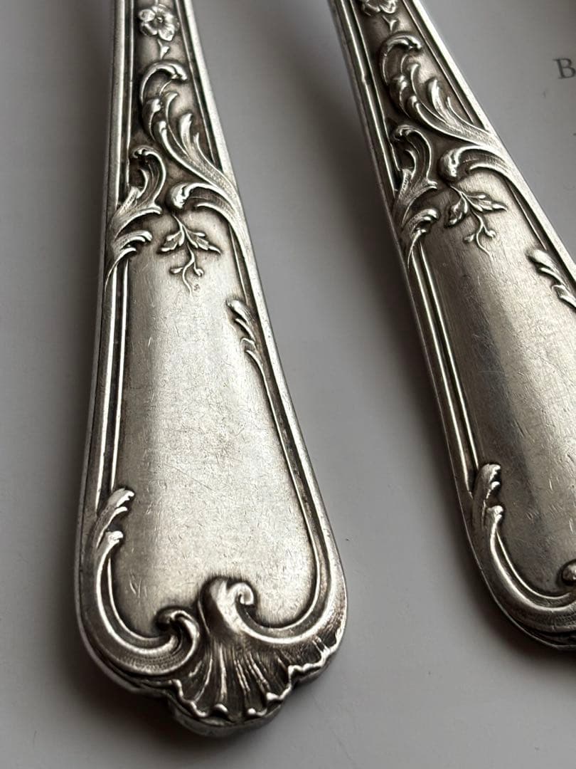 フランスアンティーク　装飾スプーン 2本セット