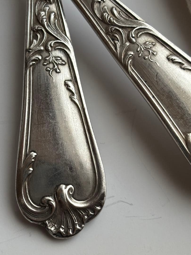 フランスアンティーク　装飾スプーン 2本セット