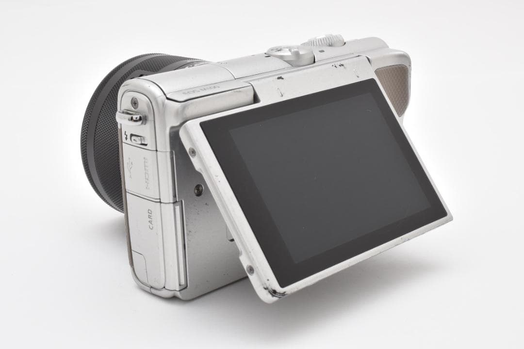 Canon EOS M100 標準レンズキット グレー