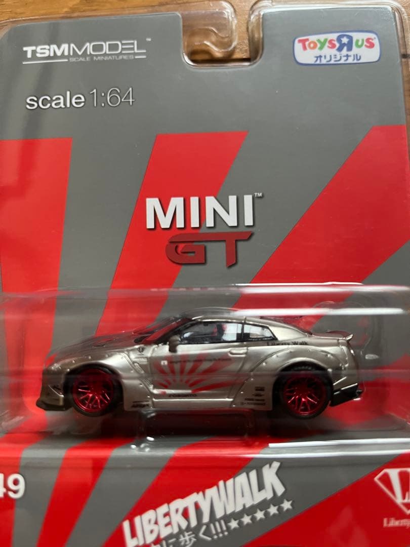【MINI GT】リバティウォーク 日産 GT-R R35