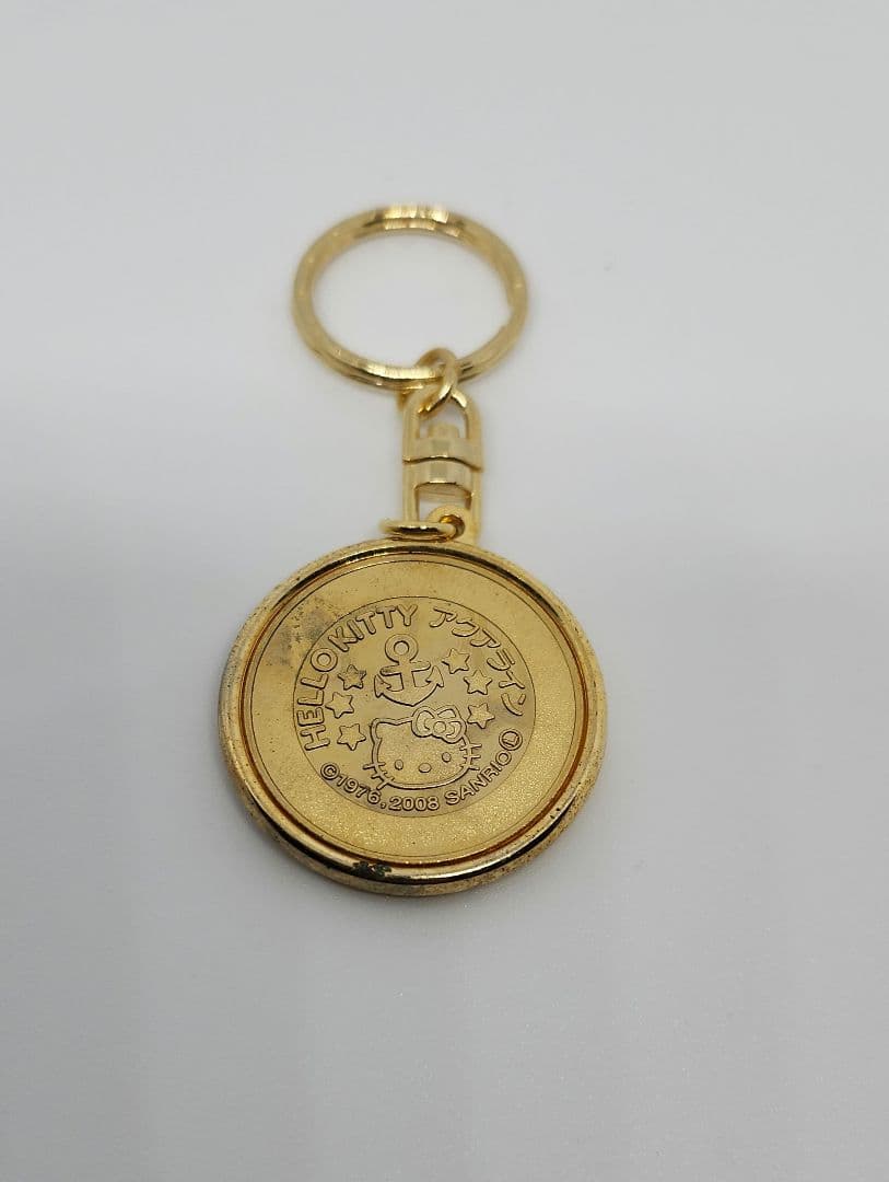 【希少】ハローキティ　海ホタル　メダル　キーホルダー