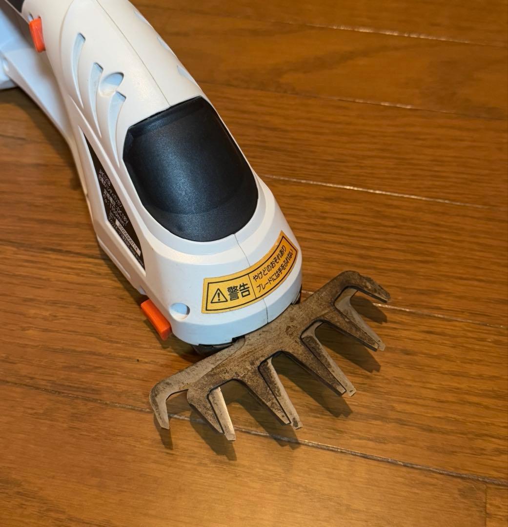 IRIS OHYAMA GRASS SHEAR JHC1218 草刈機 芝刈り機