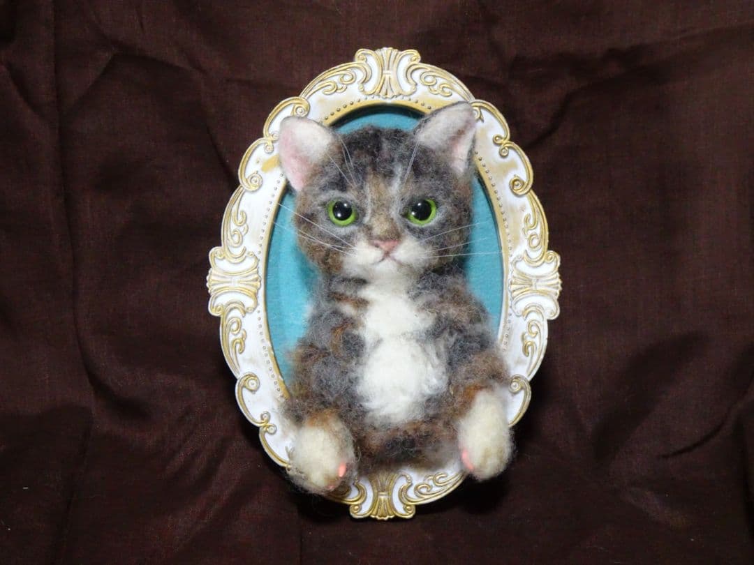 羊毛フェルト・額猫ちゃん