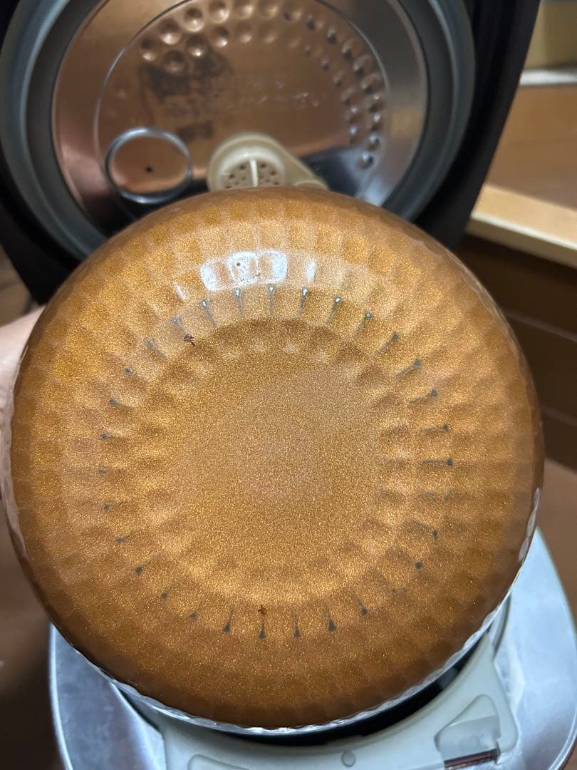 ズ*ン様 本日までの出品　TOSHIBA RC-10E6VS 炊飯器