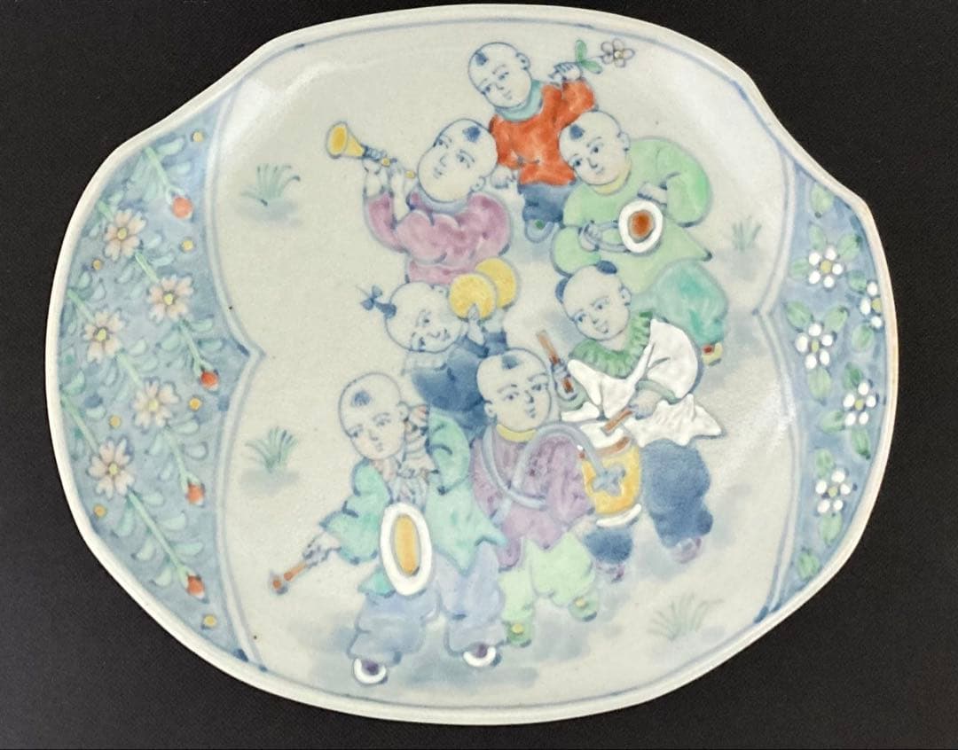 DORA公式アカウント01 佐藤走波（五代）唐子遊図絵変り　小判皿　平皿