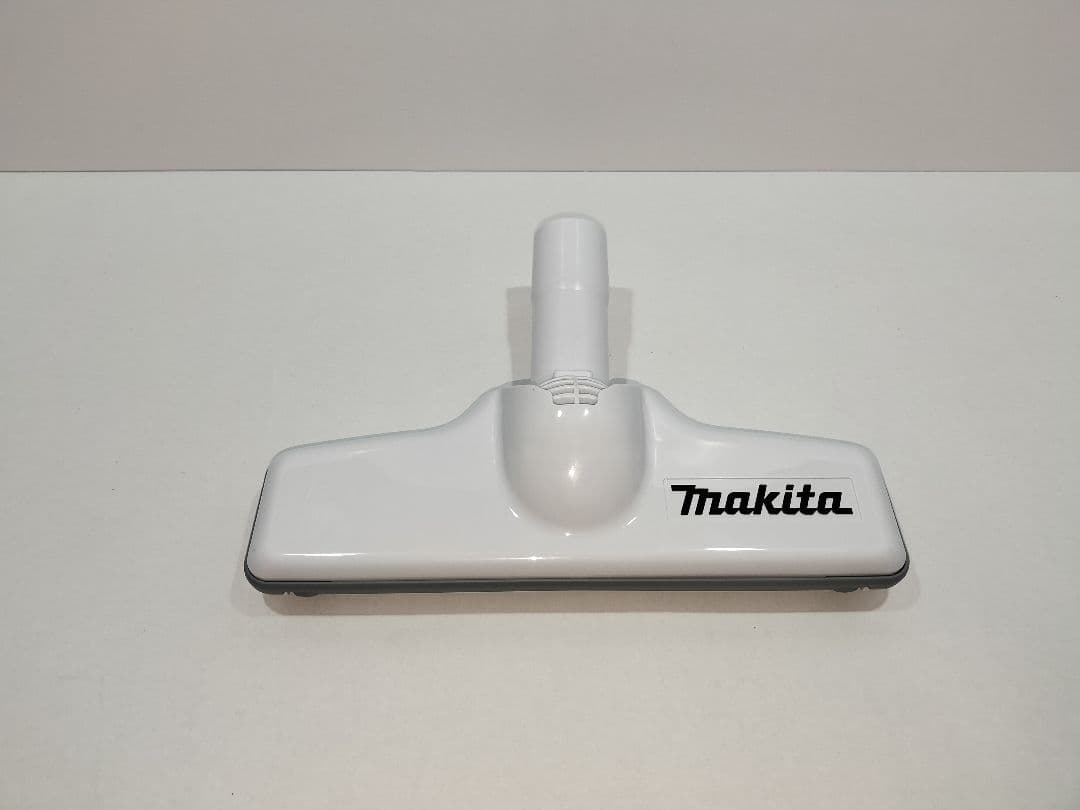 マキタ　掃除機　cl180fdshw　バッテリー充電器付き18v1.5ah