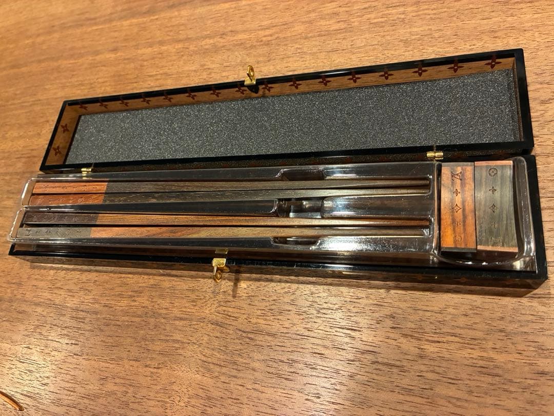 Louis Vuitton 箸&箸置きセット 非売品モノグラム 【VIP限定】