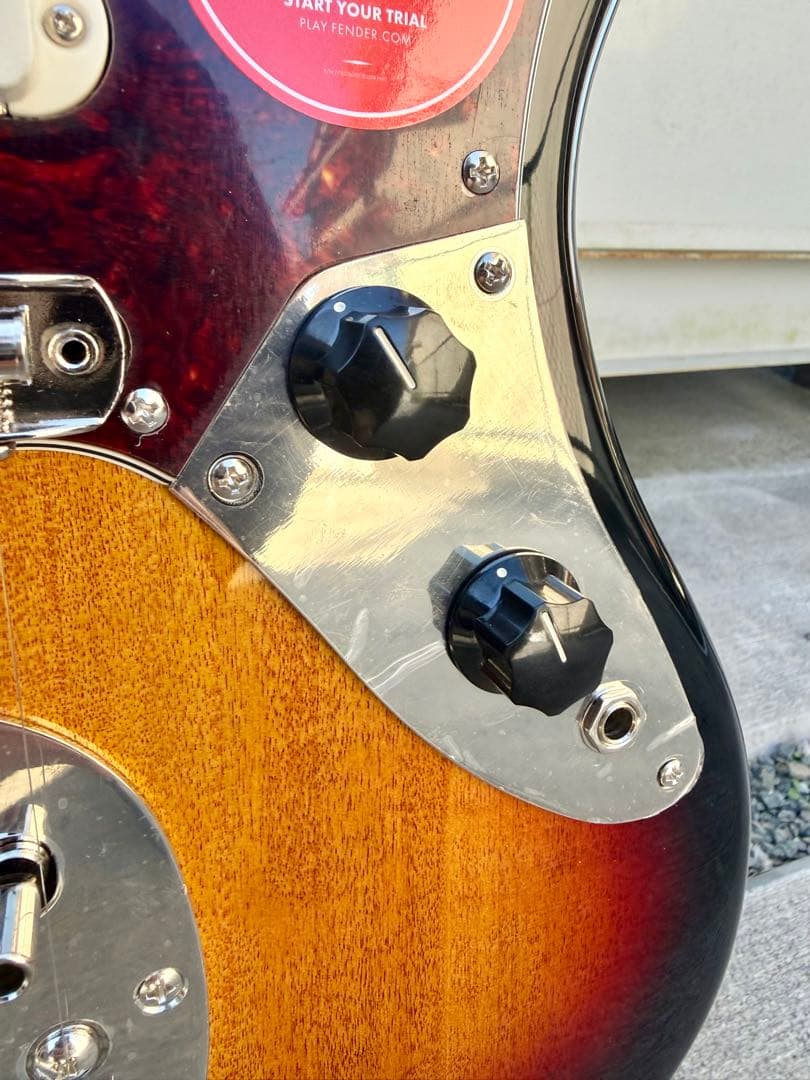 【国内正規品】Squier Classic Vibe ’70s Jaguar