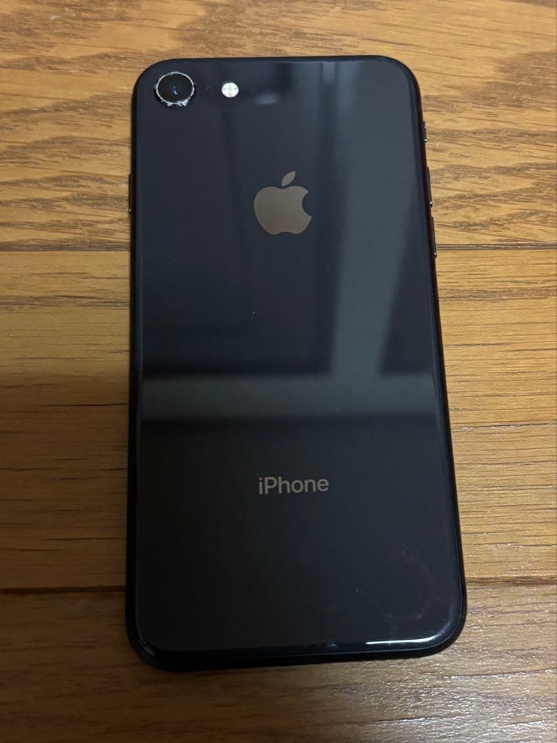 Apple iPhone 8 64GB スペースグレイ