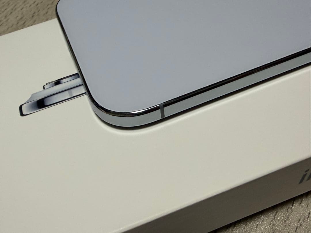 iPhone Air 1TB スカイブルー　casetifyケースセット