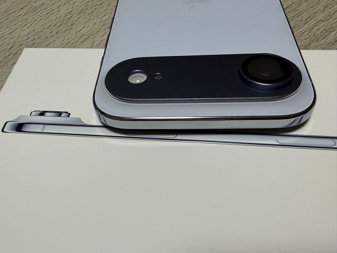 iPhone Air 1TB スカイブルー　casetifyケースセット