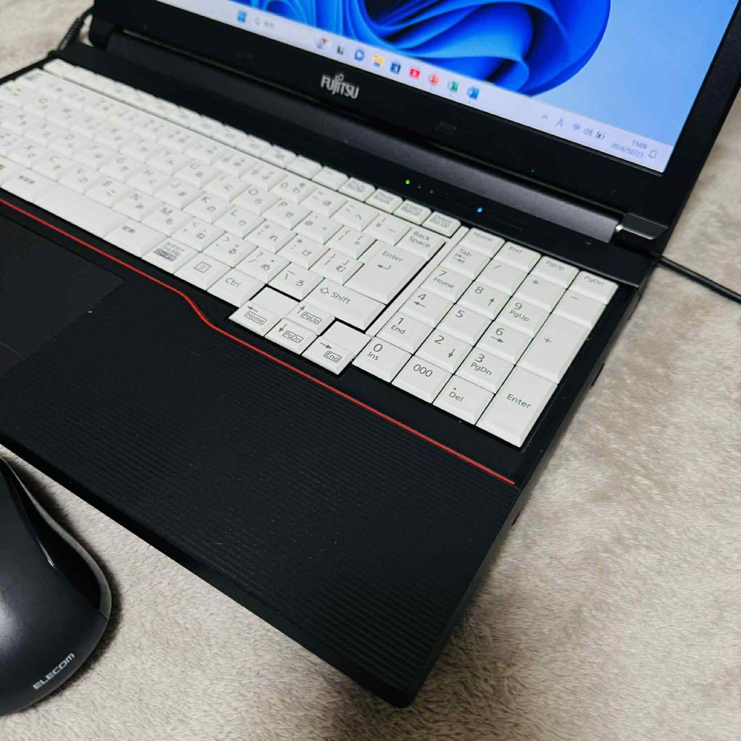 S285 Fujitsuノートパソコン i5メモリ8G高速 Windows11