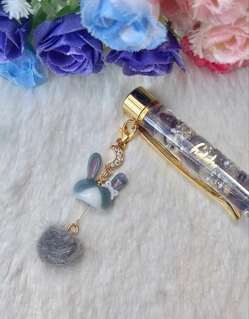 ちまっと♡うさちゃん　ファー　しっぽゆらゆら　カニカンチャーム✩*॰¨