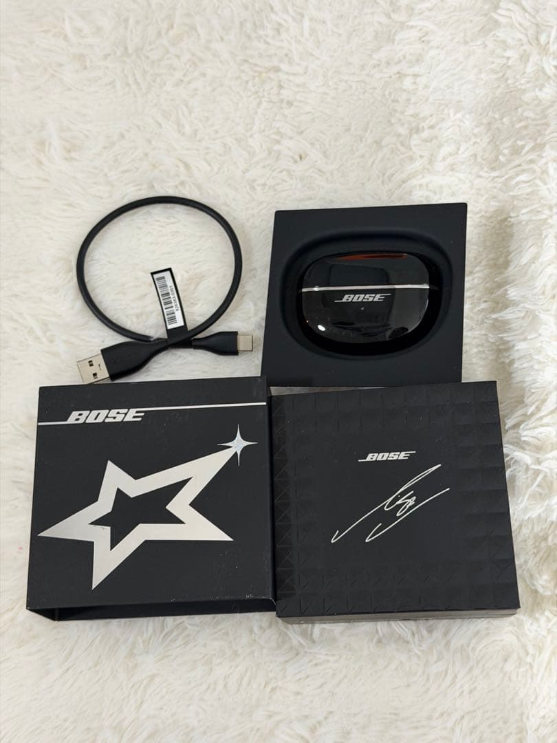 Bose ワイヤレスイヤホン ブラックLisaコラボ